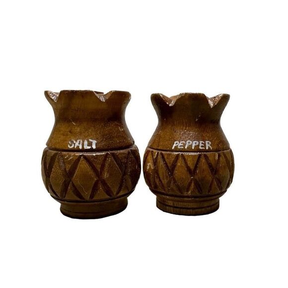 Set of Hand Carved Pineapple Wooden Salt & Pepper Shakers - Picture 1 of 6